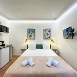 Urbanflat 207 - Beautiful Studio In The Center Of Paris